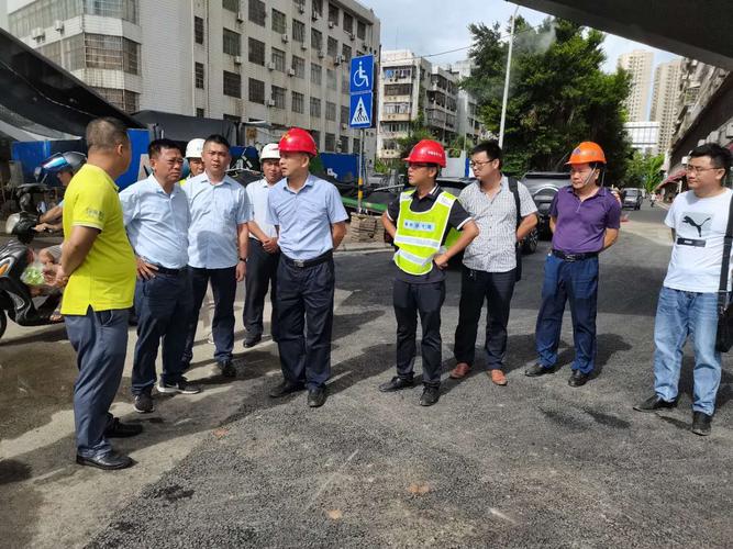 主要工作动态 二,巡查及维修概况   9月14日,海口市市政工程维修公司